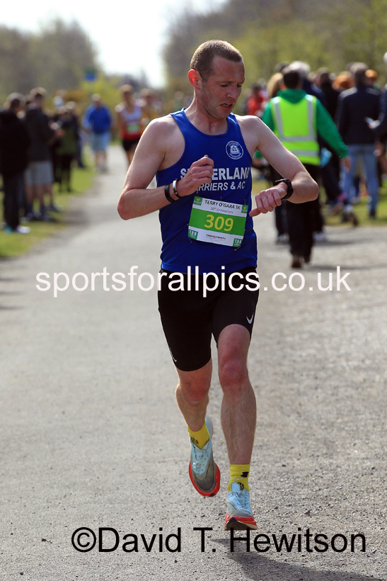 The  2022 Terry O'Gara 5k Road Race, Wallsend.  Photo: David T. Hewitson/Sports for All Pics
